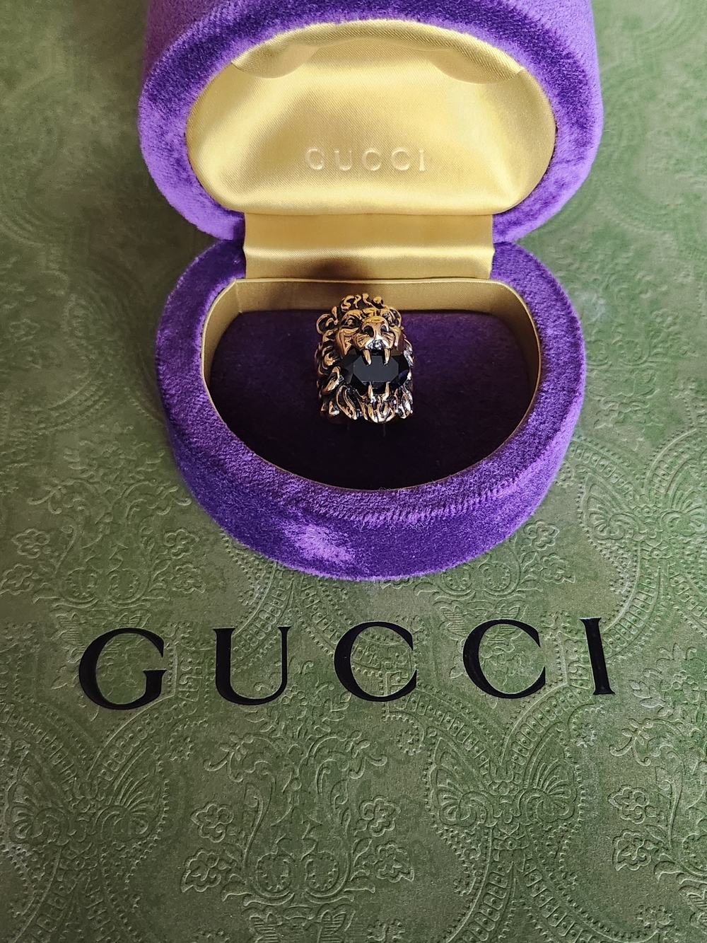 Gucci Lion Head Ring with Black Stone
